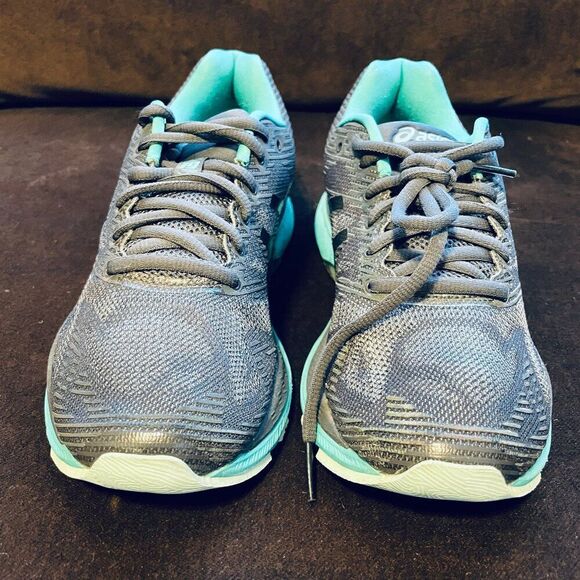 Asics GEL-Nimbus 19 Lite-Show T7C8N-9590 Women's 7.5 Running Dark Grey/Green - Picture 2 of 8